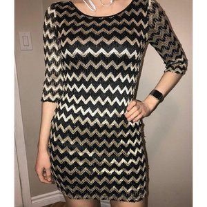 BLACK & GOLD ZIGZAG DRESS